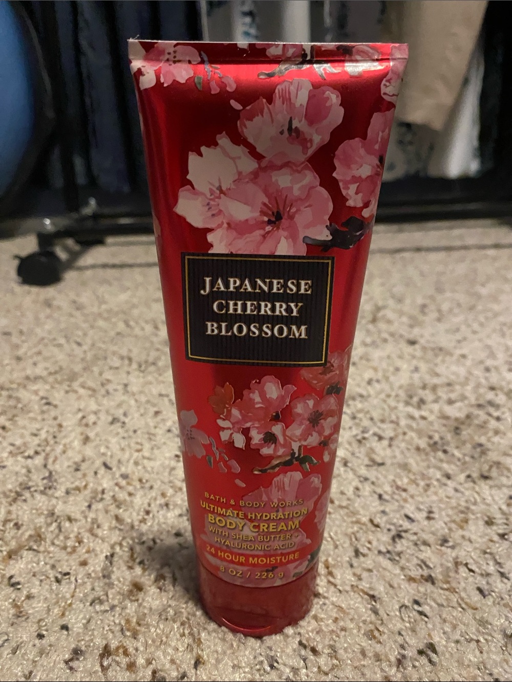 Bath & Body Works Japanese Cherry Blossom Body Cream - Red & Pink Floral